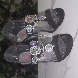 🔥SUPER DEAL🔥Betsy Johnson Vero Cuoio Black Heels with Crystal Embellishments